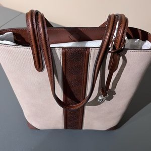 👜🛍️Brighton Collectibles Ferrara Tote🛍️👜